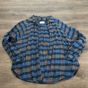 AMERICAN EAGLE - Cropped, tie-front flannel